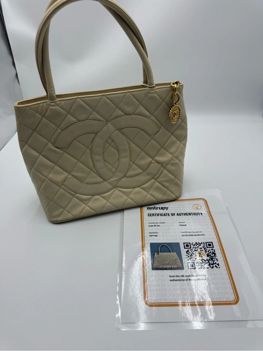 CHANEL Cream Medallion tote with gold hardware-VINTAGE series 7